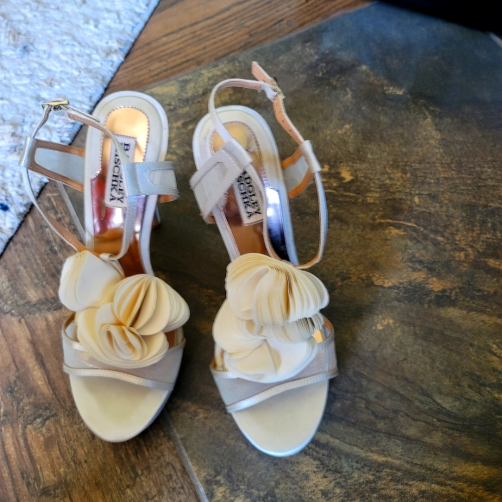 Badgley Mischka cream silk flower wedding shoes